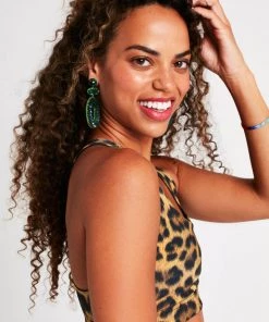 Terez Leopard Goals Hi-Shine Sports Bra 10 Terez Leopard Goals Hi-Shine Sports Bra